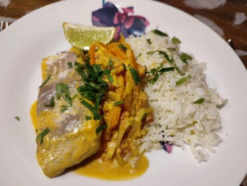 Curry de lieu et lait de coco