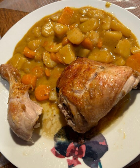 Curry de pommes de terre et carottes au cookeo et poulet au four